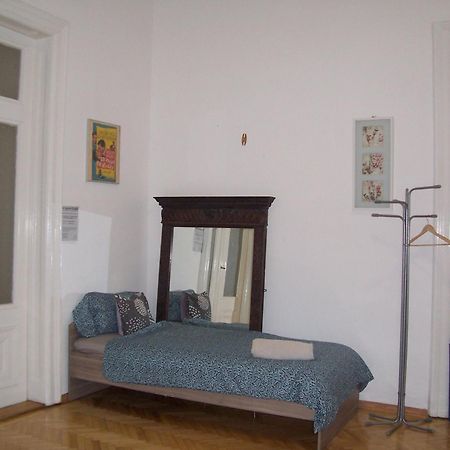 Universal Apartment Budapesta Exterior foto